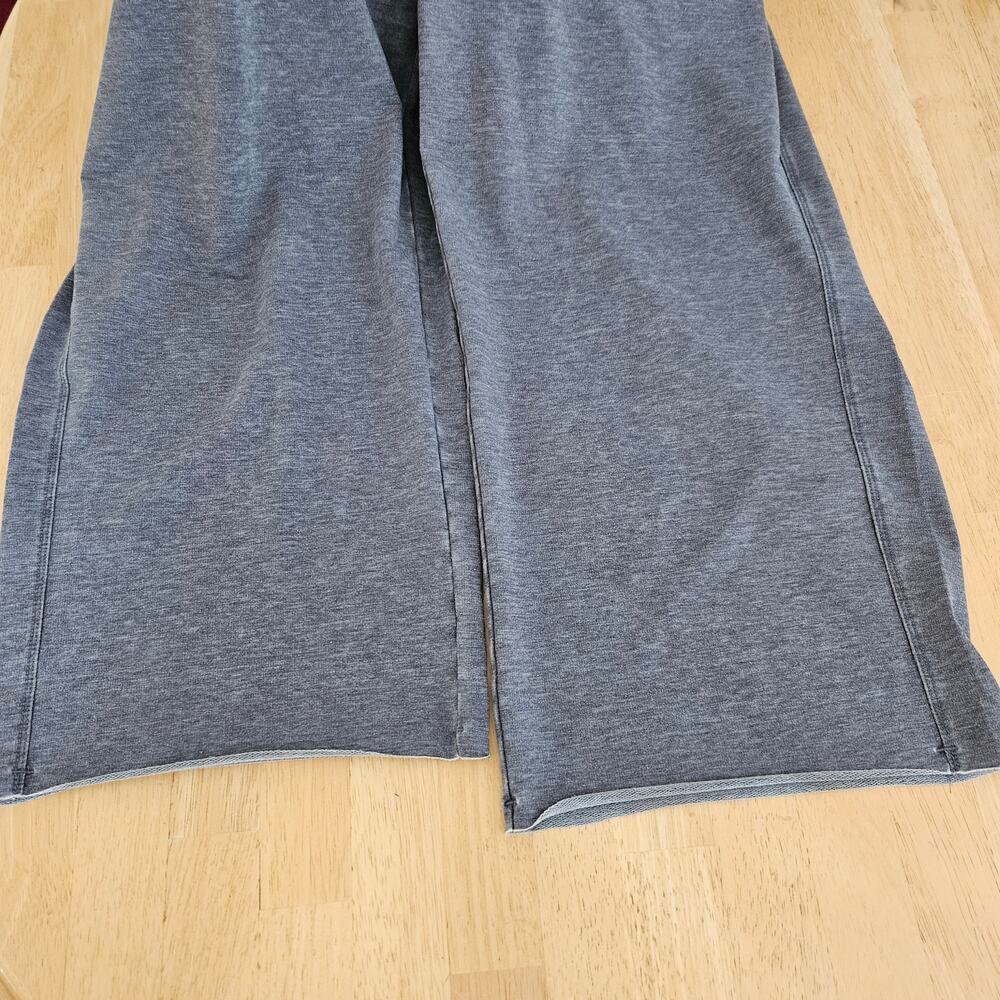 AnyBody Beach Wash French Terry Solid Cropped Pant Gray 3X NWT - Picture 9 of 9